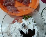 Foto langkah ke 2 dari resep Wonton Soup / Sup Pangsit Ayam.