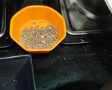 गोभी आलू स्टफ़ बाजरा पराठा रेसिपी चरण 1 फोटो