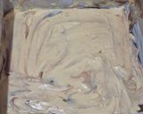 Foto langkah ke 4 dari resep Bolu marmer coklat lumer.