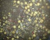 A picture of step 4 of Safed matar masala.