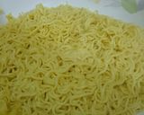 Foto langkah ke 1 dari resep Mie Goreng Baso Kol Wortel.