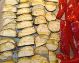 Mexikói tortaszendvics sült babbal zöldségekkel, baconnel recept fázis 2 fotója