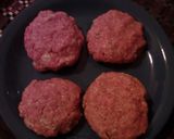 Foto del paso 2 de la receta: Hamburguesas caseras con aderezo de palta