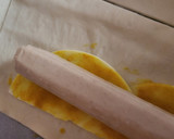 Foto del paso 3 de la receta: Bratwurst con mostaza y miel en hojaldre