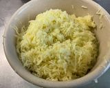 Une image de l'étape 5 de Purée de pommes de terre à l'ail et à la crème.