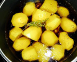 Foto del paso 1 de la receta: Patatas confitadas rellenas de carne