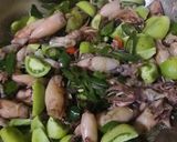 Foto langkah ke 6 dari resep Baby cumi bumbu Hulk.