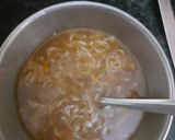 A picture of step 5 of Maggi manchow soup.
