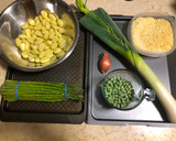 Foto del paso 1 de la receta: Gnocchi rostizados con espárragos y puerro