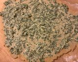 Medvehagymás sajtosrúd recept fázis 3 fotója