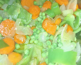 Foto del paso 8 de la receta: Merluza en salsa de la huerta