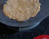 A picture of step 3 of Singhare Ke aate ka paratha.