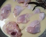 Foto langkah ke 2 dari resep Ayam Goreng Kremes Ala Mbok Berek.