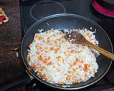 Foto del paso 3 de la receta: Arroz con pollo y verduras express