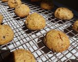 Foto langkah ke 5 dari resep Soft Chewy Cookies Chocochips.