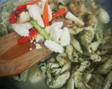 A picture of step 3 of Green Curry with Chicken Breast (Clean Version).