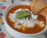 Foto del paso 6 de la receta: Sopa Azteca o sopa de tortilla mexicana -con totopos-