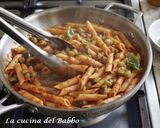 Foto del passaggio 5 della ricetta Pasta alla Norma nella Melanzana