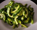 Foto langkah ke 1 dari resep Pare Nenek Aromatik.