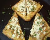 चीझी ऑम्लेट ब्रेड (cheese omelette bread recipe in marathi) रेसिपी स्टेप 7 फोटो 