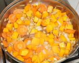 Foto del paso 2 de la receta: Pollo arvejado con zapalllo