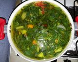 Foto del paso 3 de la receta: Sopa de chipilín con huevo...🇸🇻