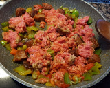 Foto del paso 3 de la receta: Macarrones picantes a los cuatro quesos