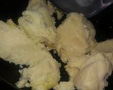 A picture of step 2 of Mawa gujiya.
