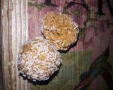 Foto del paso 4 de la receta: Trufas de avena, coco y pasta de maní