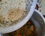 A picture of step 4 of Veg pulao in pressure cooker Indian recipe.
