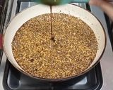 A picture of step 2 of Chilli Oil.