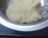 A picture of step 3 of Shakkarpare.