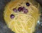 Foto del passaggio 4 della ricetta Spaghetti con crema di carciofi