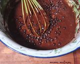 Foto langkah ke 5 dari resep Bolu Coklat Pisang.