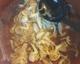Foto del paso 1 de la receta: Pollo con cebollitas y hongos