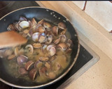 Foto del paso 4 de la receta: Almejas con salsa miso
