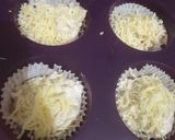 ओट्स पिज्जा मुफ्फीन (oats pizza muffins recipe in hindi) रेसिपी चरण 5 फोटो