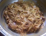 कांदाभजी (खेकडा भजी) (kanda bhaji recipe in marathi) रेसिपी स्टेप 2 फोटो 