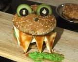 A picture of step 5 of Cutie-Pie Monster Burgers 🍔.