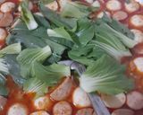 Foto langkah ke 4 dari resep Tom yam bumbu instans.