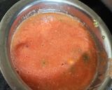 पिज़्ज़ा - विथ होममेड सॉस (Pizza with homemade sauce recipe in Hindi) रेसिपी चरण 1 फोटो