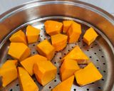 Foto langkah ke 1 dari resep 🎃 Bolu Labu Kuning Gluten-Free.