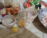 A picture of step 1 of Chicken club sandwiches.