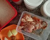 Foto langkah ke 1 dari resep Nasi ayam rice cooker.