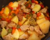 Foto del paso 4 de la receta Estofado de cerdo al ron con verduras + receta aprovechamiento
