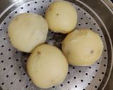A picture of step 1 of Potatoes sago tikki.