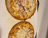 A picture of step 4 of Buffalo Chicken Flatbread.