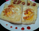 Foto langkah ke 5 dari resep Cheessy egg toast & sausage pizza bread.