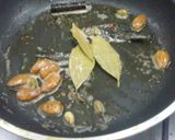A picture of step 2 of Kashmiri Fruit Pulao.