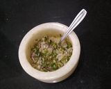 A picture of step 4 of Mizoram Style Hmarcha Rawt.